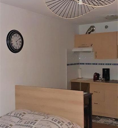 Agreable Logement Proche De La Gare Et Du Polygone Apartment Beziers Ngoại thất bức ảnh